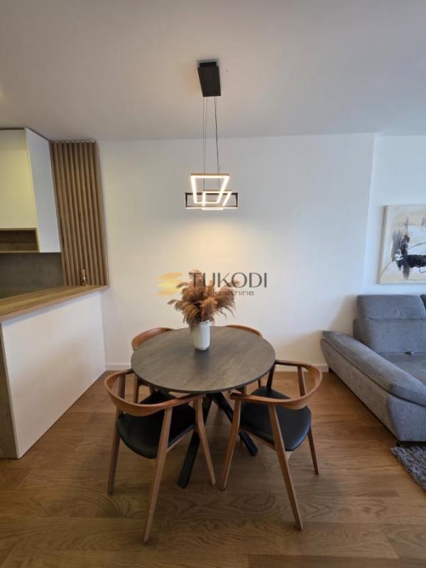 Slika 2 - Trosoban stan za izdavanje, 65m2, 1.200€