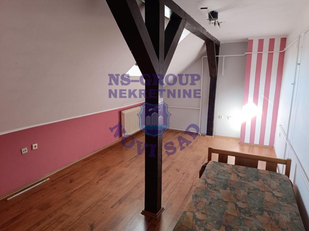 Slika 1 - Petosoban stan na prodaju, 133m2, 239.740€