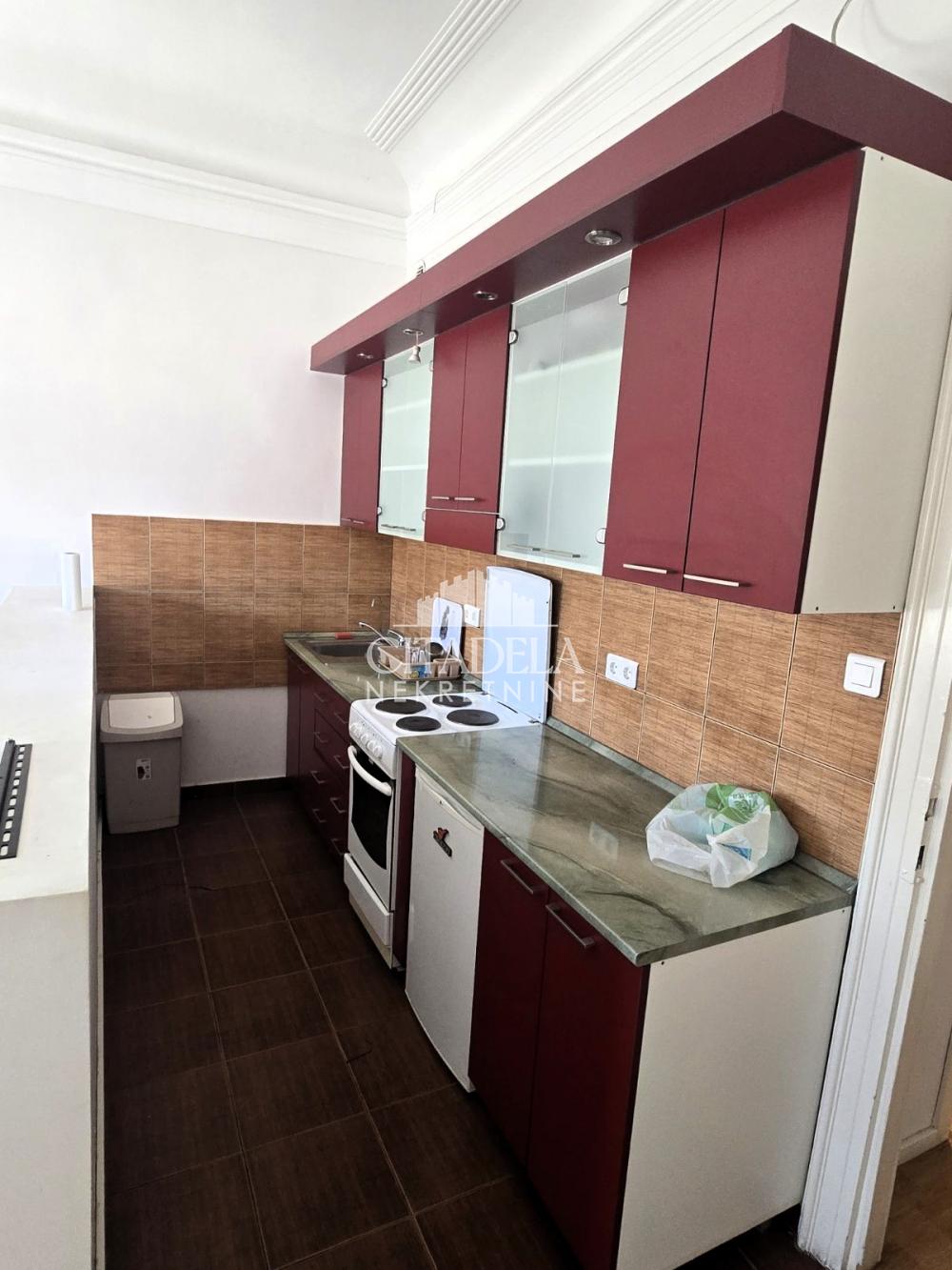Slika 7 - Uzun Mirkova, Četvorosoban stan za izdavanje, 123m2, 1.600€