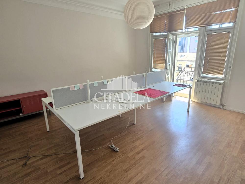 Slika 6 - Uzun Mirkova, Četvorosoban stan za izdavanje, 123m2, 1.600€