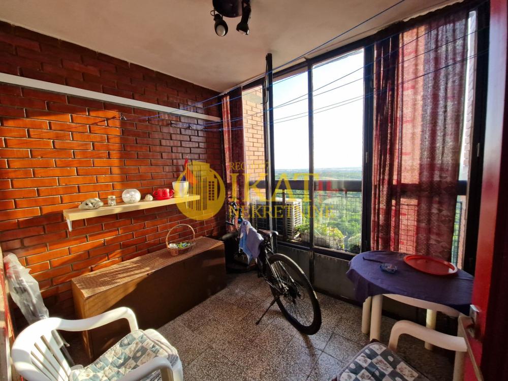 Slika 7 - Patrijarha Joanikija, Četvorosoban stan na prodaju, 87m2, 205.000€