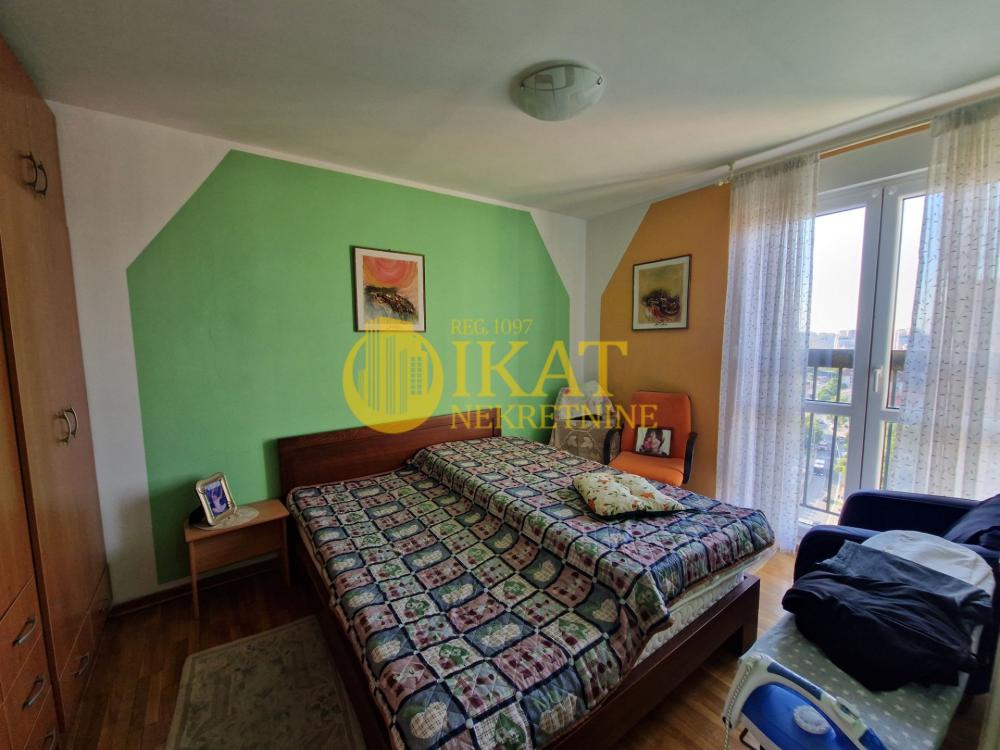 Slika 2 - Patrijarha Joanikija, Četvorosoban stan na prodaju, 87m2, 205.000€