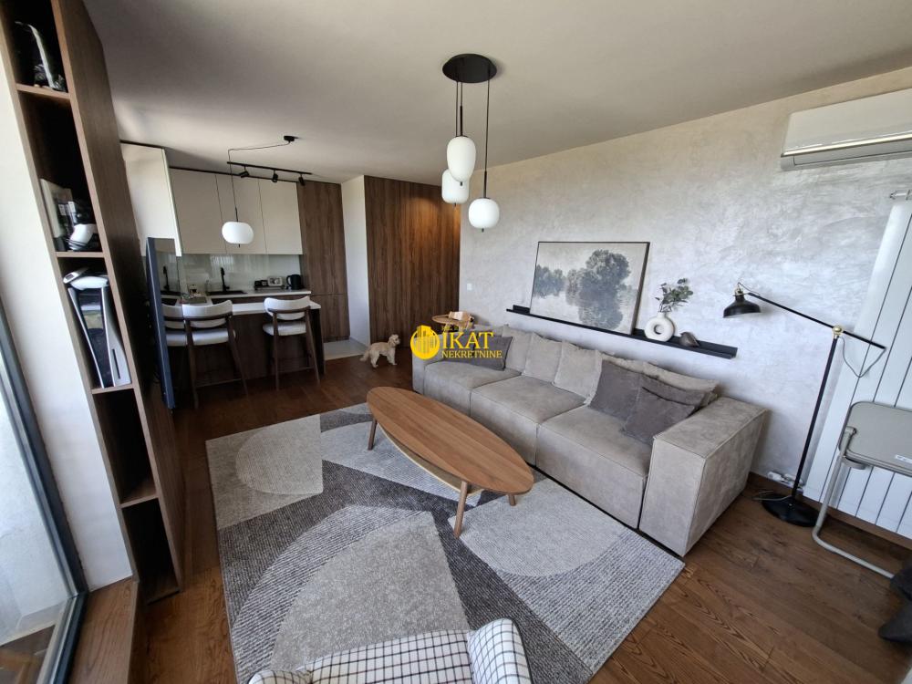 Slika 4 - Mirka Milojkovića, Trosoban stan na prodaju, 74m2, 248.000€