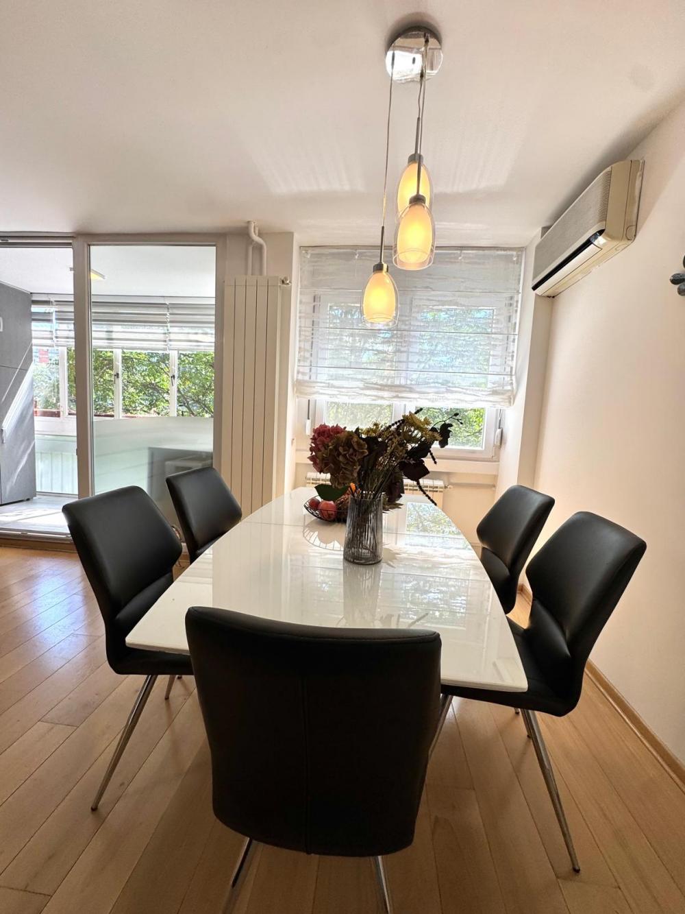 Slika 8 - Bulevar Kralja Aleksandra, Četvorosoban stan za izdavanje, 94m2, 1.200€