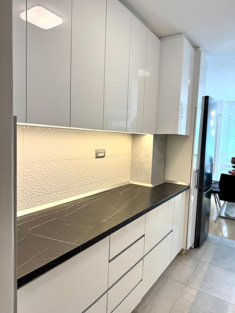 Slika 6 - Bulevar Kralja Aleksandra, Četvorosoban stan za izdavanje, 94m2, 1.200€