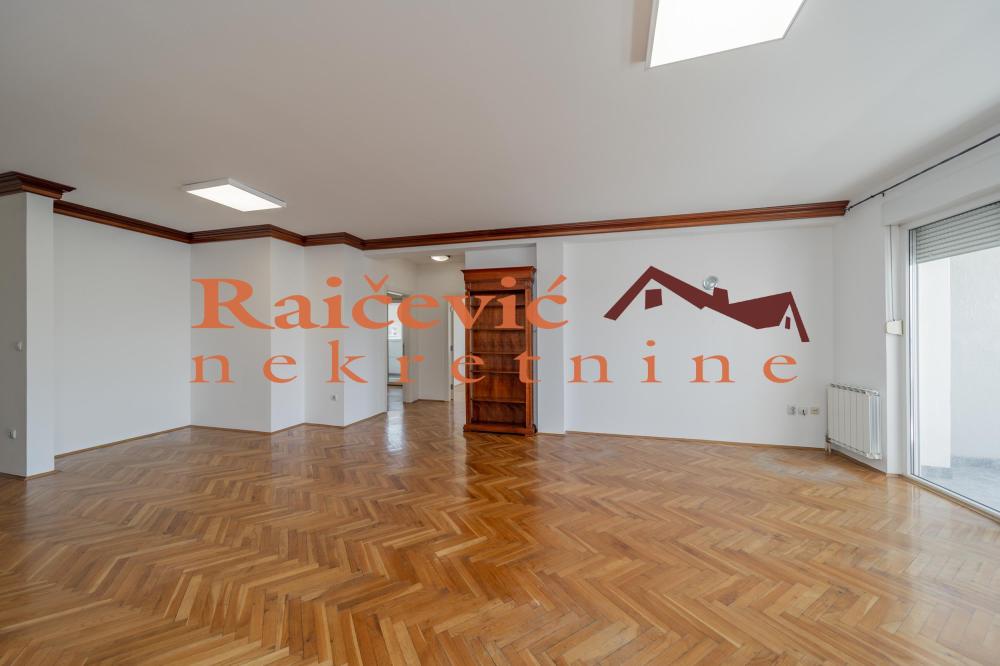 Slika 5 - Miloja Djaka, Četvorosoban stan na prodaju, 117m2, 468.000€