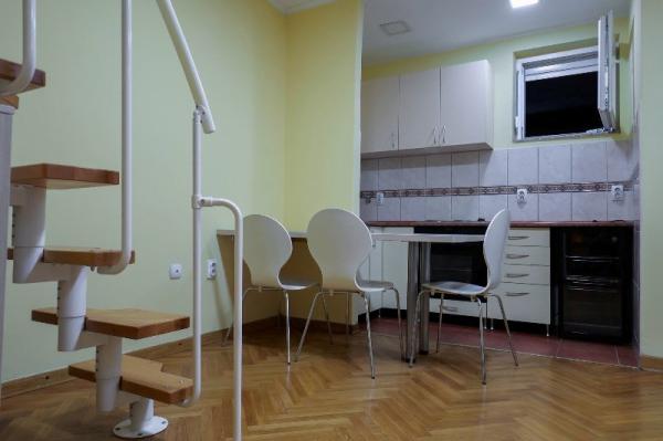Slika 3 - Zaplanjska, Trosoban stan za izdavanje, 60m2, 500€