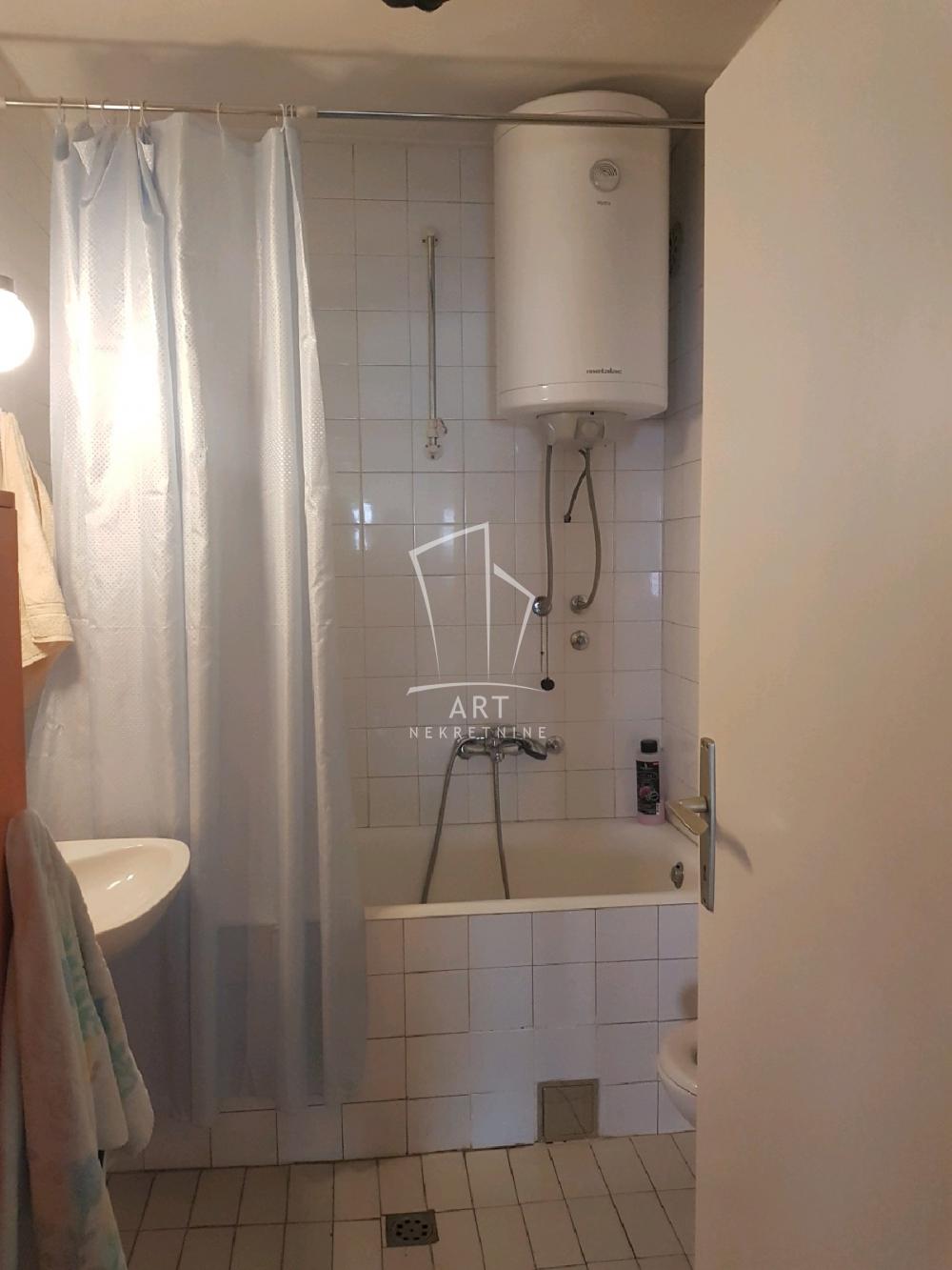 Slika 5 - Vojislava Ilića, Trosoban stan za izdavanje, 78m2, 950€