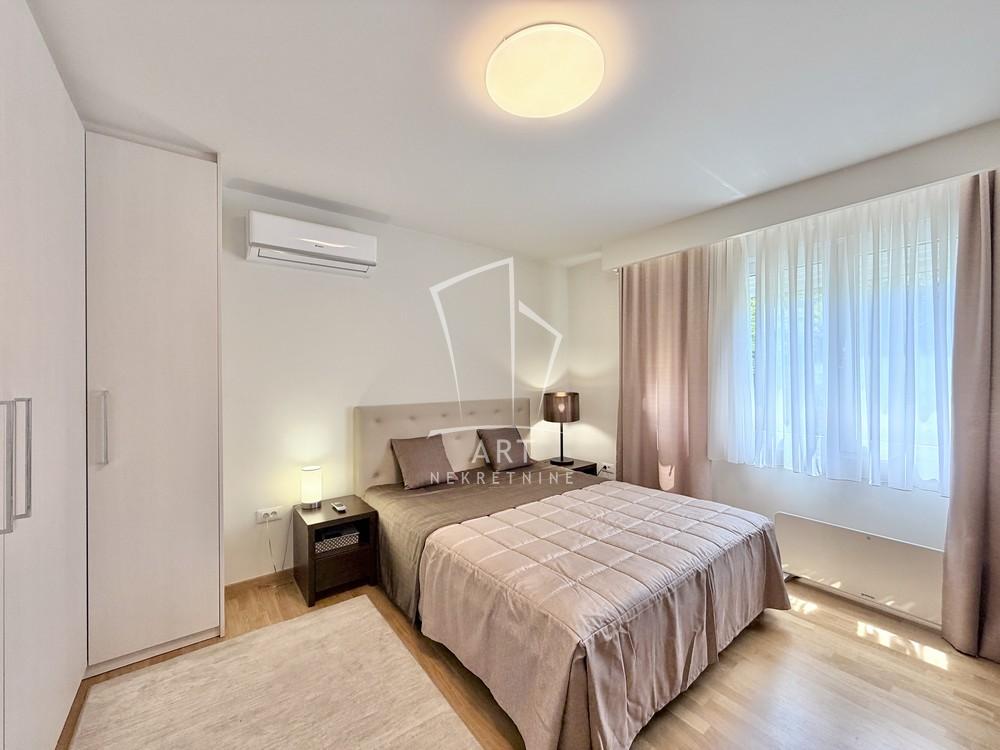 Slika 9 - Danteova, Trosoban stan za izdavanje, 79m2, 730€