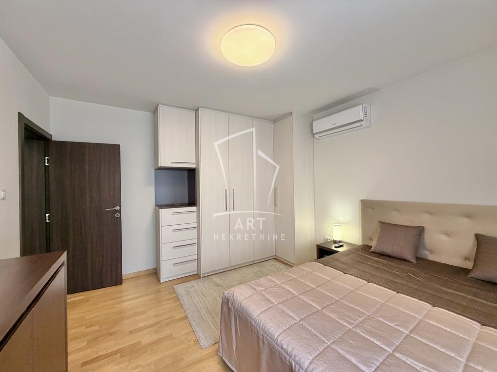 Slika 10 - Danteova, Trosoban stan za izdavanje, 79m2, 730€