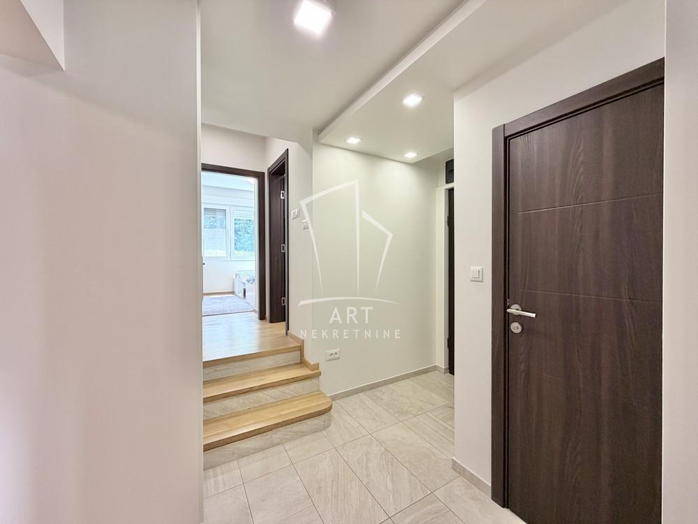 Slika 7 - Danteova, Trosoban stan za izdavanje, 79m2, 730€