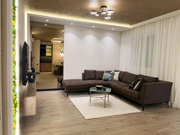 Slika 1 - Trosoban stan za izdavanje, 90m2, 1.500€