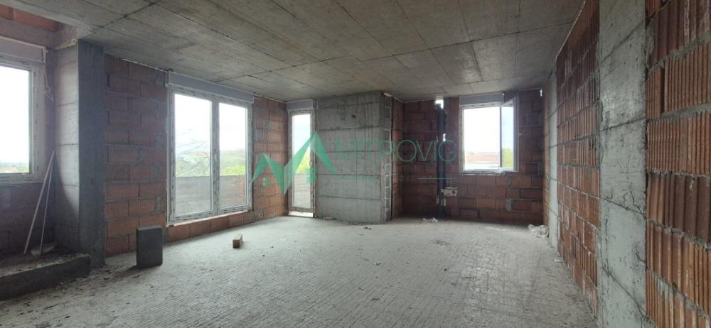Slika 2 - Trosoban stan na prodaju, 81m2, 196.880€