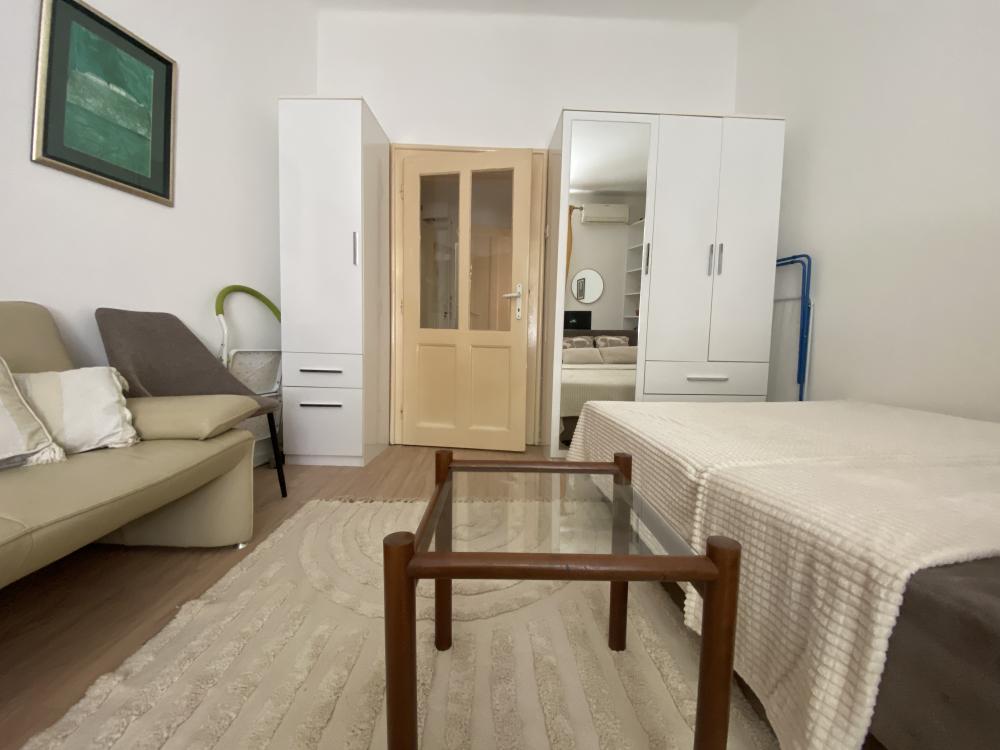 Slika 1 - Takovska, Jednosoban stan za izdavanje, 28m2, 500€