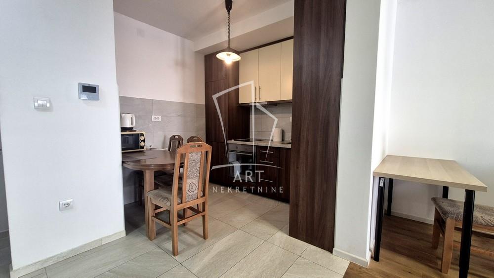 Slika 5 - Vojvode Savatija, Trosoban stan za izdavanje, 57m2, 700€