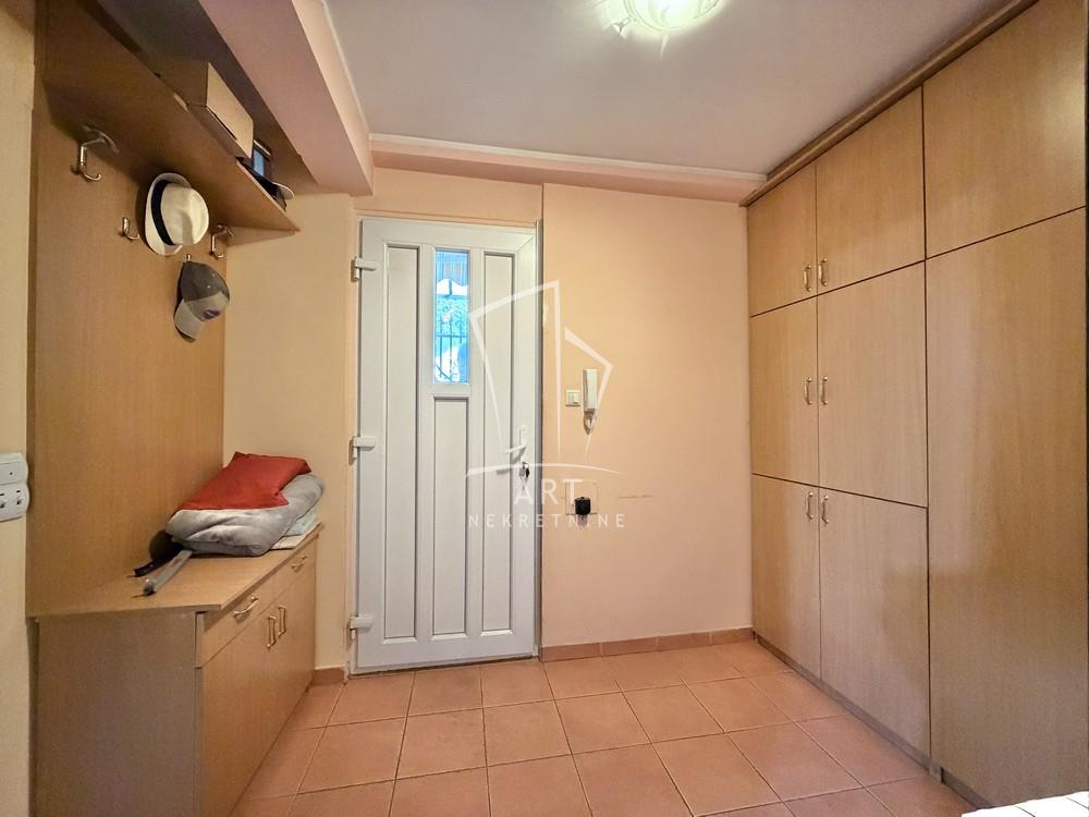 Slika 9 - Rada Ostojića, Dvosoban stan na prodaju, 55m2, 75.000€