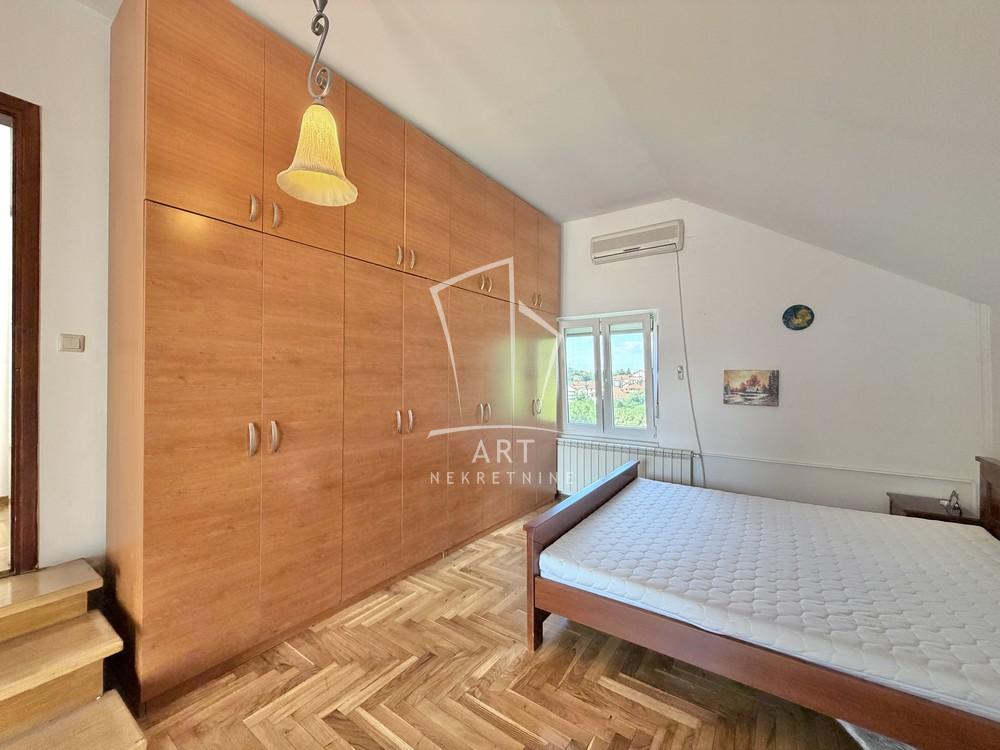 Slika 11 - Rada Ostojića,  Kuća na prodaju, 158m2, 199.000€