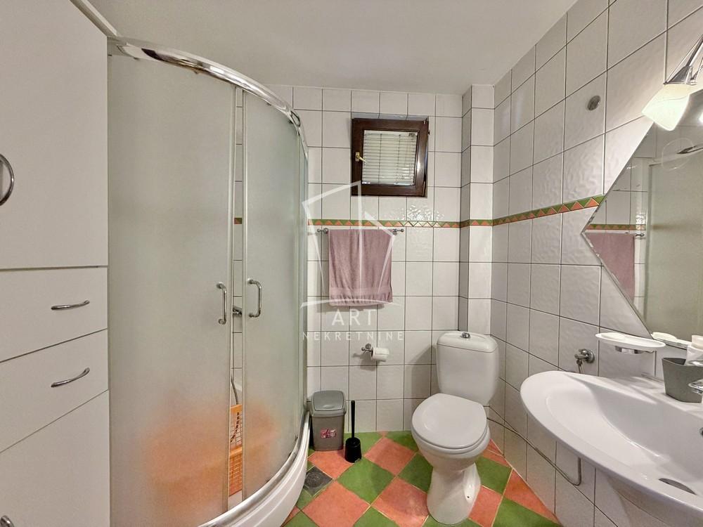 Slika 6 - Rada Ostojića,  Kuća na prodaju, 158m2, 199.000€