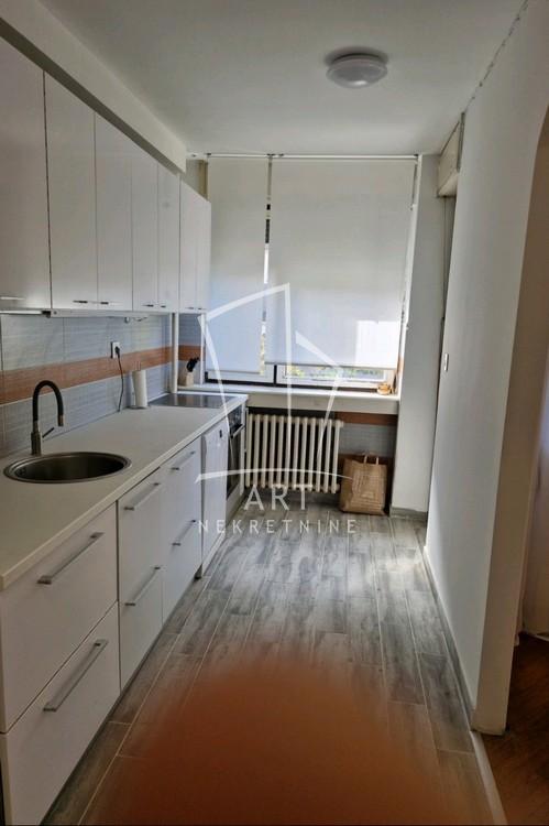 Slika 5 - Svetog Save, Četvorosoban stan za izdavanje, 107m2, 1.400€