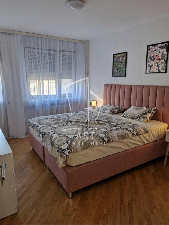 Slika 6 - Svetog Save, Četvorosoban stan za izdavanje, 107m2, 1.400€