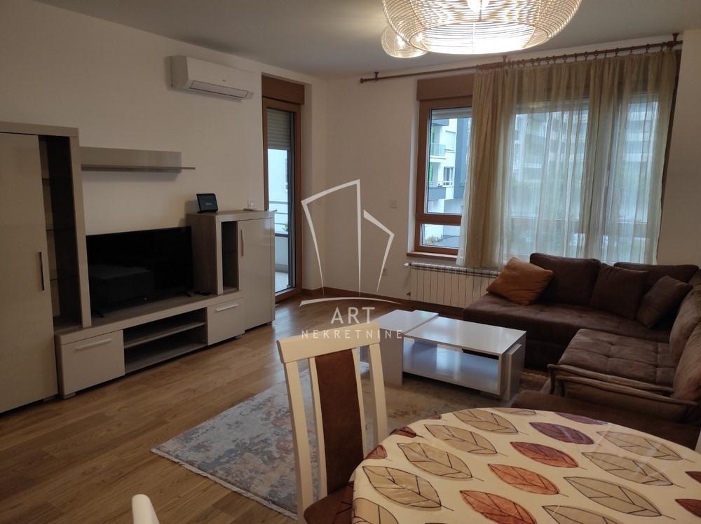 Slika 1 - Bulevar heroja sa Košara, Dvosoban stan za izdavanje, 60m2, 950€