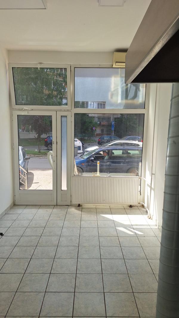Slika 7 - Dimitrija Avramovica,  Lokal na prodaju, 42m2, 80.000€