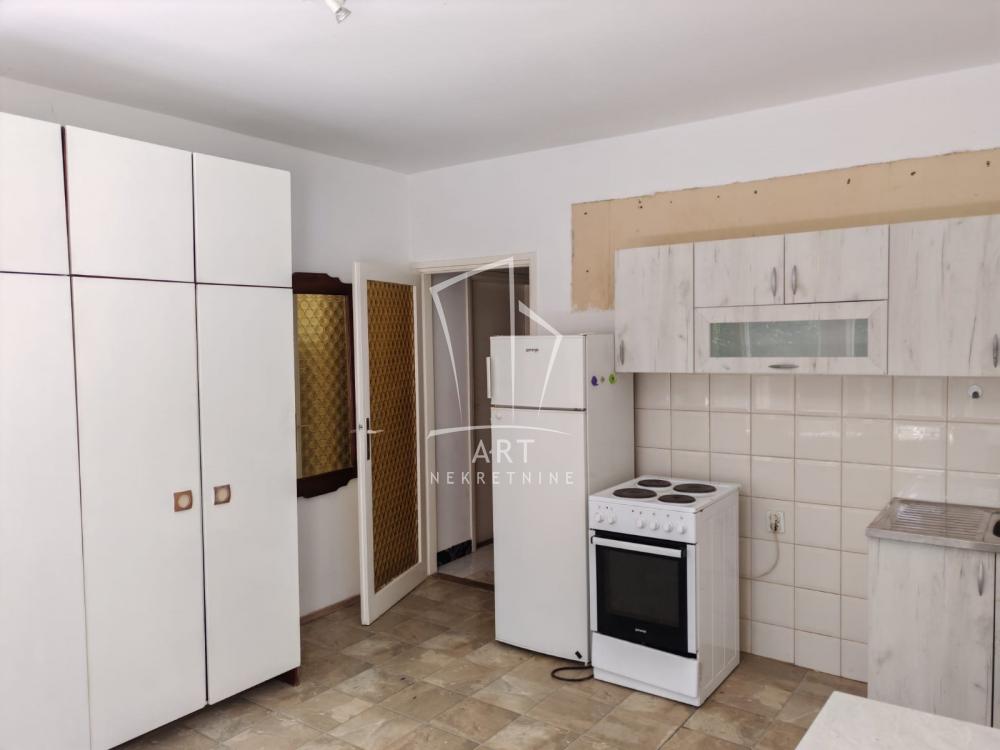 Slika 4 - Nehruova, Jednoiposoban stan za izdavanje, 52m2, 500€