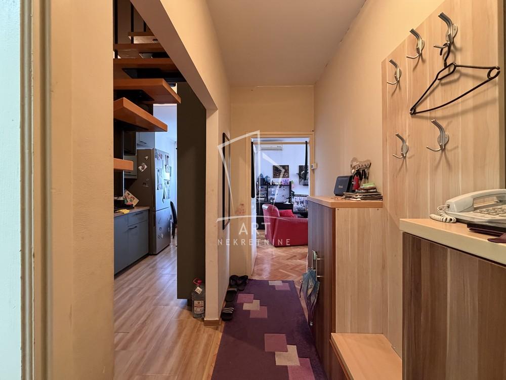 Slika 10 - Dr Đorđa Joanovića, Trosoban stan na prodaju, 72m2, 163.900€