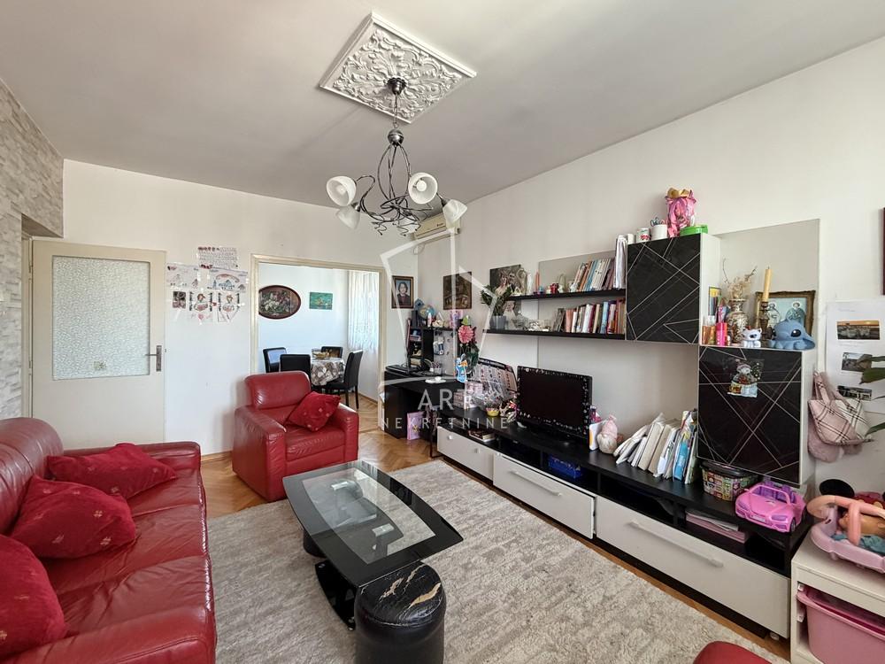 Slika 1 - Dr Đorđa Joanovića, Trosoban stan na prodaju, 72m2, 163.900€