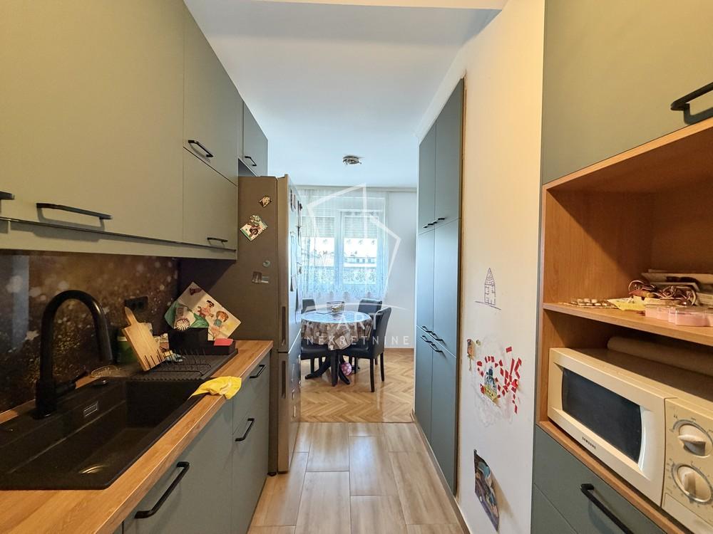 Slika 4 - Dr Đorđa Joanovića, Trosoban stan na prodaju, 72m2, 163.900€