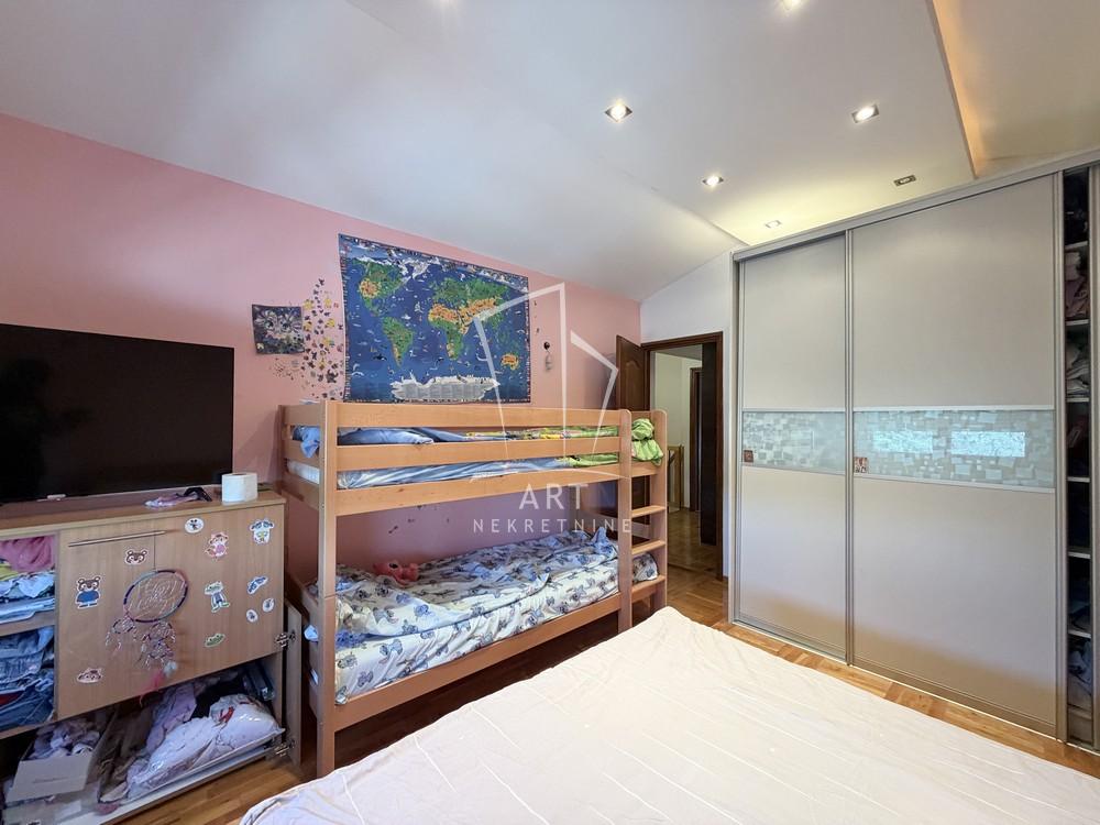 Slika 8 - Dr Đorđa Joanovića, Trosoban stan na prodaju, 72m2, 163.900€