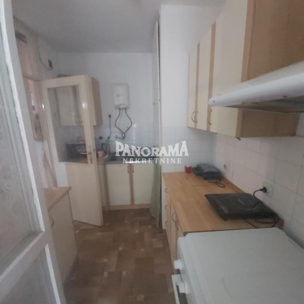 Slika 5 - Pere Velimirovića, Dvoiposoban stan na prodaju, 73m2, 210.000€