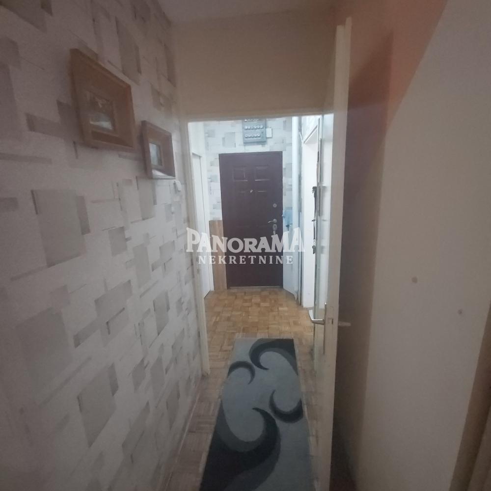 Slika 8 - Pere Velimirovića, Dvoiposoban stan na prodaju, 73m2, 210.000€