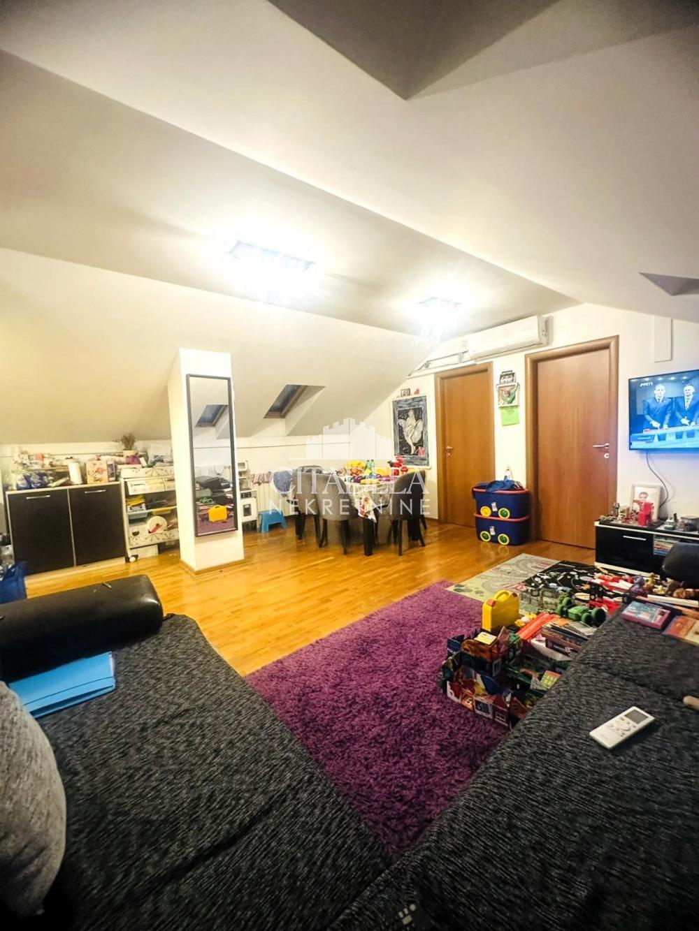 Glavna slika -Kopaonička, Trosoban stan na prodaju, 46m2, 198.000€