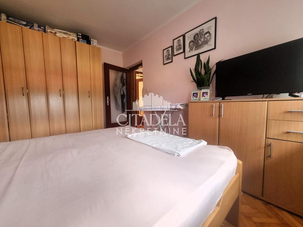 Slika 3 - Jevrema Nešića (Sremčica),  Kuća na prodaju, 140m2, 235.000€