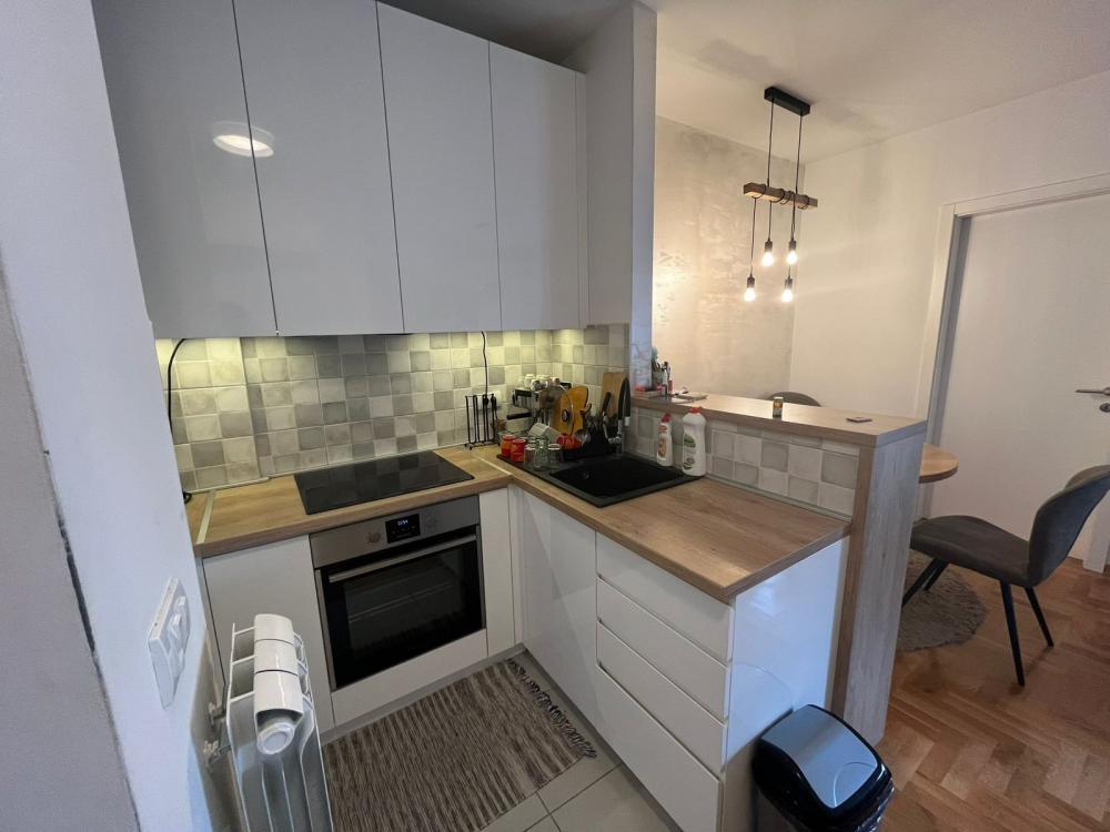 Slika 1 - Dvosoban stan za izdavanje, 40m2, 600€