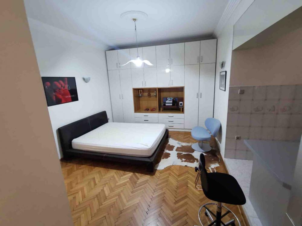 Slika 5 - Knez Mihailova, Dvosoban stan za izdavanje, 67m2, 1.000€