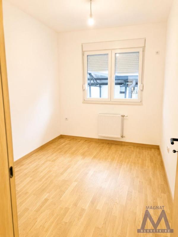 Slika 7 - Dvoiposoban stan za izdavanje, 400€