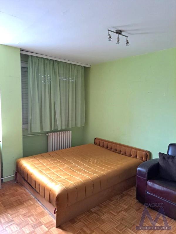 Slika 1 - Trosoban stan za izdavanje, 400€