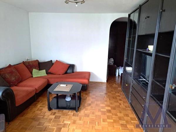 Slika 5 - Trosoban stan za izdavanje, 400€