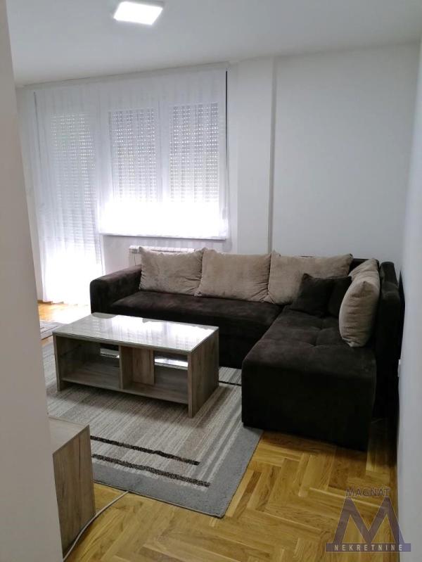 Slika 2 - Dvosoban stan za izdavanje, 400€