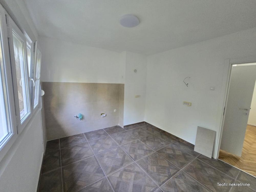 Slika 8 - Vojvode Sime Popovića, Jednosoban stan na prodaju, 37m2, 137.000€