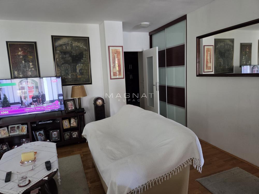 Slika 4 - Metohijska, Četvorosoban stan na prodaju, 109m2, 380.000€