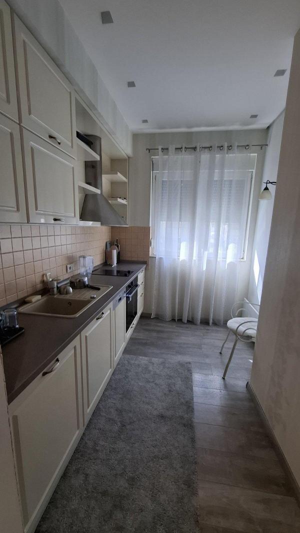 Slika 3 - Sarajevska, Dvosoban stan za izdavanje, 42m2, 600€
