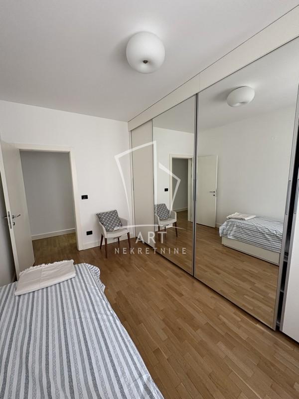 Slika 6 - Dragiše Lapčevića, Trosoban stan za izdavanje, 73m2, 850€