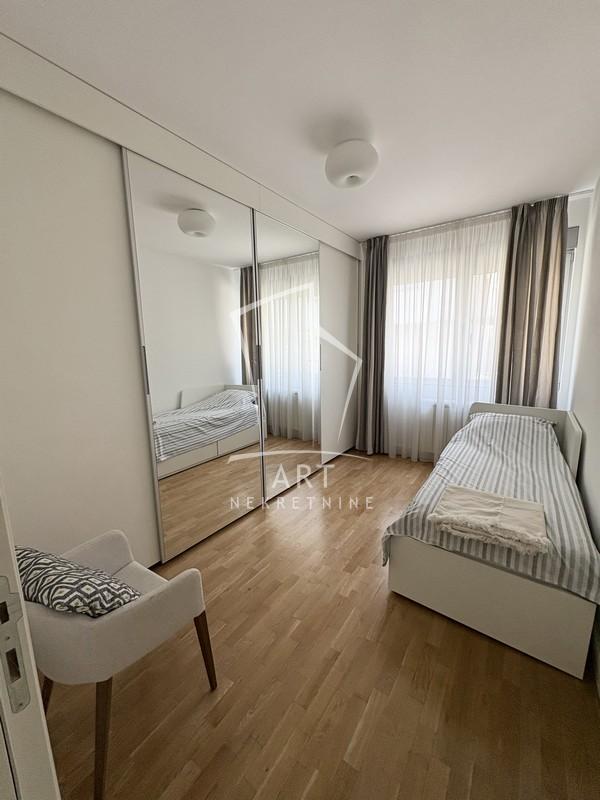 Slika 7 - Dragiše Lapčevića, Trosoban stan za izdavanje, 73m2, 850€