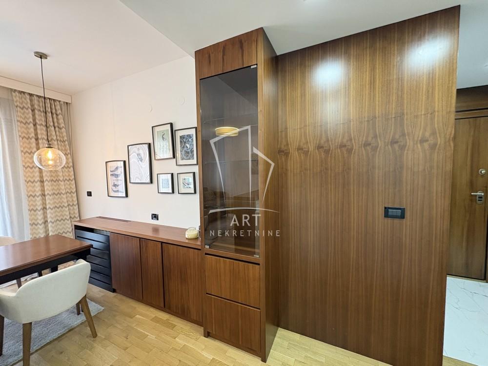 Slika 8 - Dragiše Lapčevića, Trosoban stan za izdavanje, 73m2, 850€