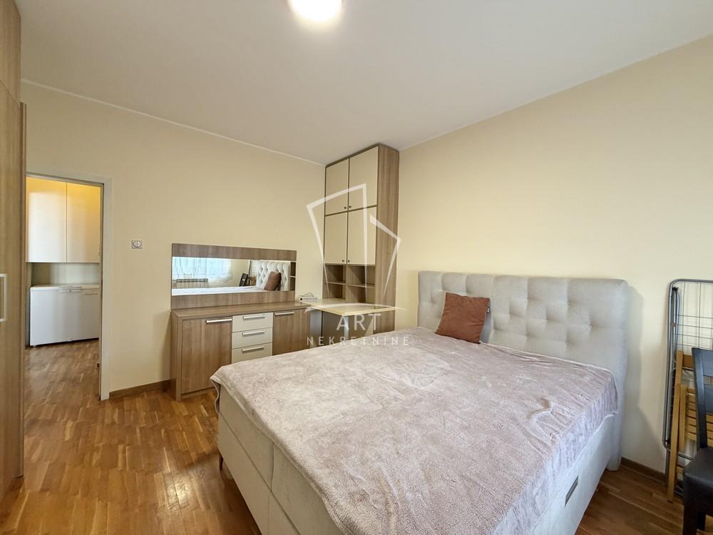 Slika 5 - Bulevar Zorana Đinđića, Trosoban stan za izdavanje, 84m2, 900€