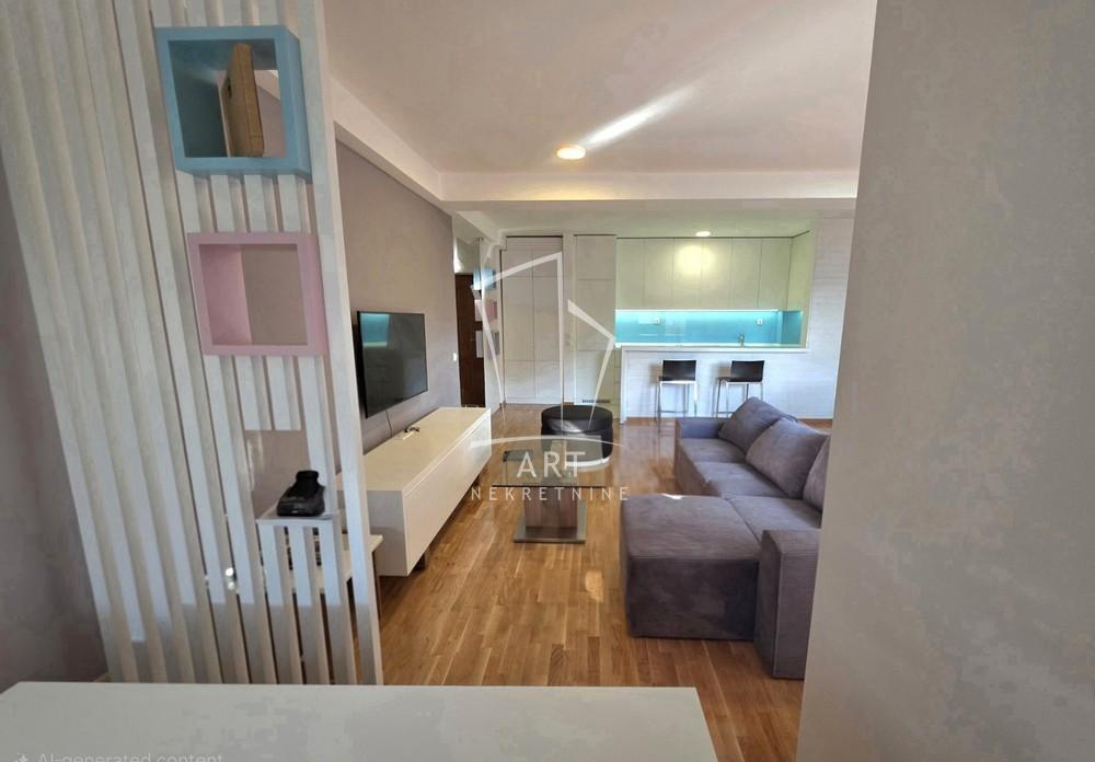 Glavna slika -Ilije Stojadinovića, Trosoban stan za izdavanje, 80m2, 750€