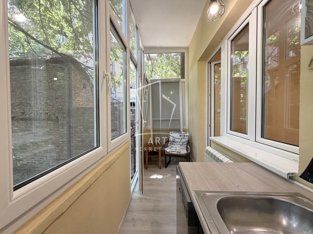 Slika 6 - Cetinjska, Četvorosoban stan na prodaju, 65m2, 350.000€
